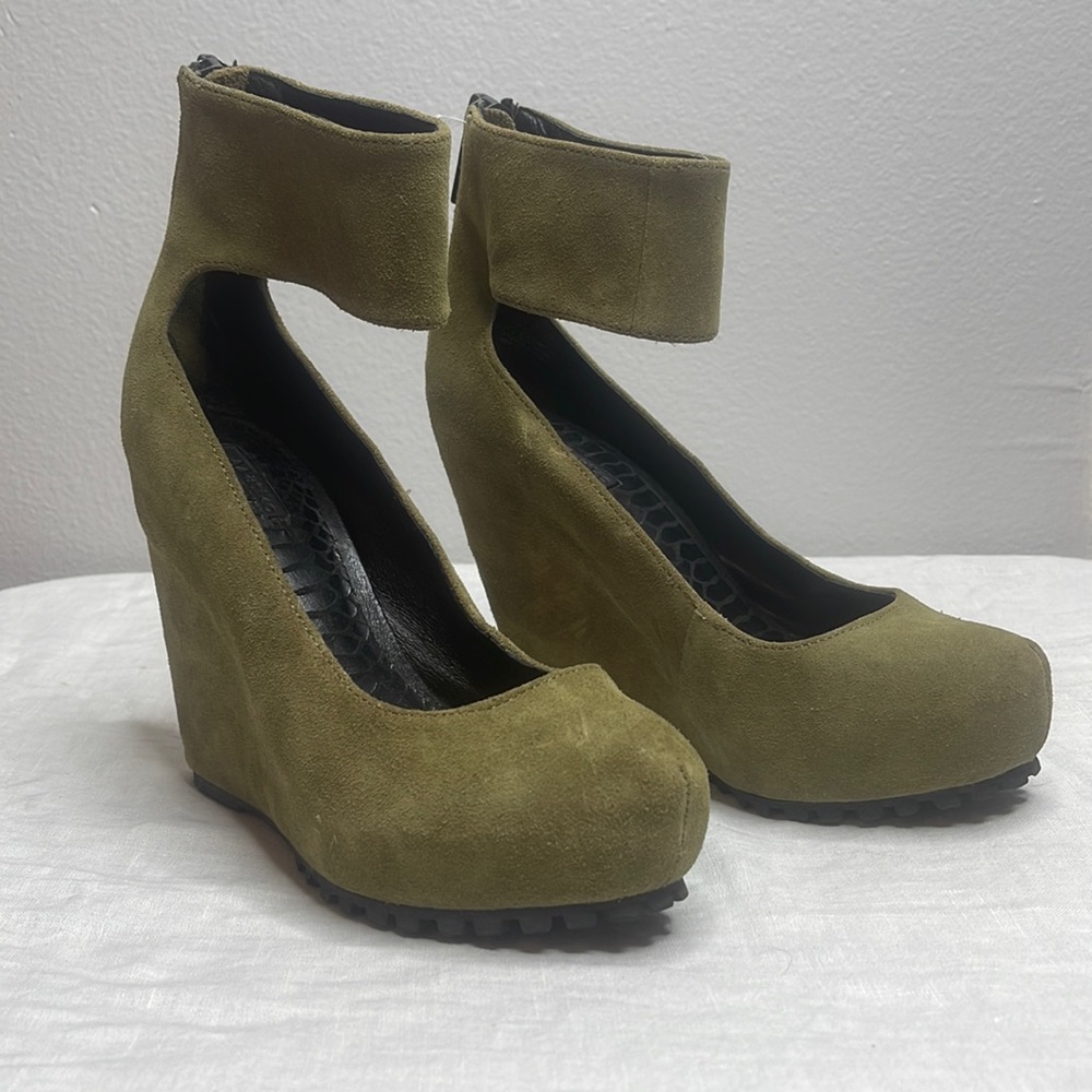 Matiko Suede Wedges